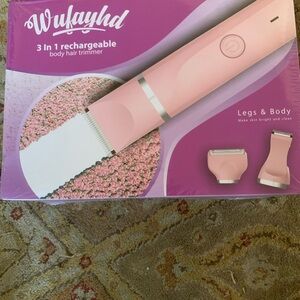 Brand new still in sealed box 3 in 1 electric shaver